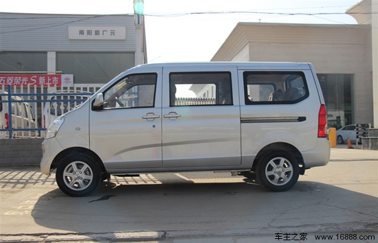 能装能载够亲民3款热门微型面包车推荐