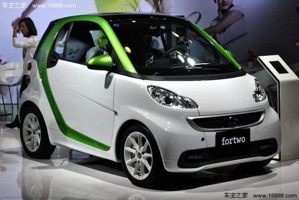 尷尬的smart電動車為何引入中國?