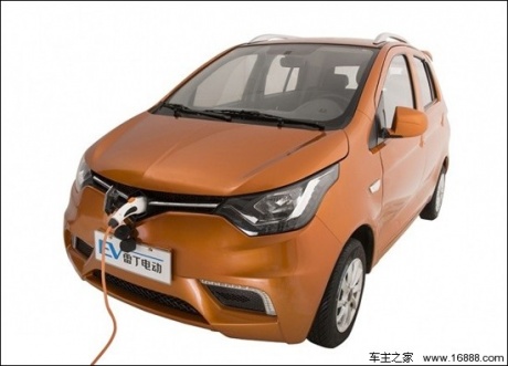 雷丁d70电动车正式上市售399499万元