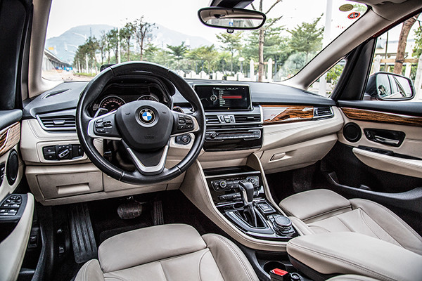 内饰:宝马也可以谈居家