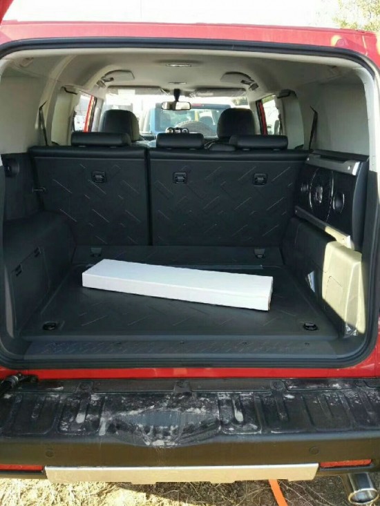 真正适合年轻的越野车丰田酷路泽fj震撼登场