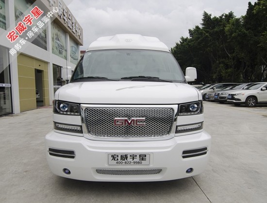 gmc商务之星霸气外观 新型悍马的标配