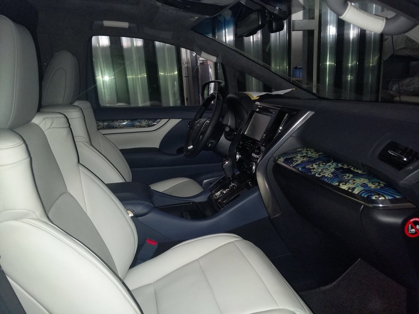 这样的埃尔法蒙娜丽莎见过么四座豪华内饰