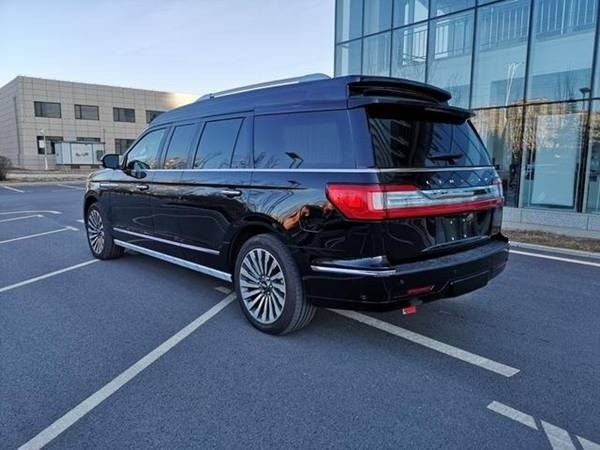 高大尚贵宾接待车 18款林肯领袖一号评测