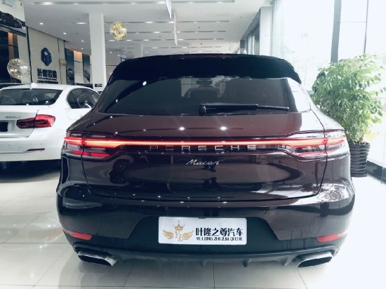 叶隆之尊保时捷macan展厅现车促销50万起