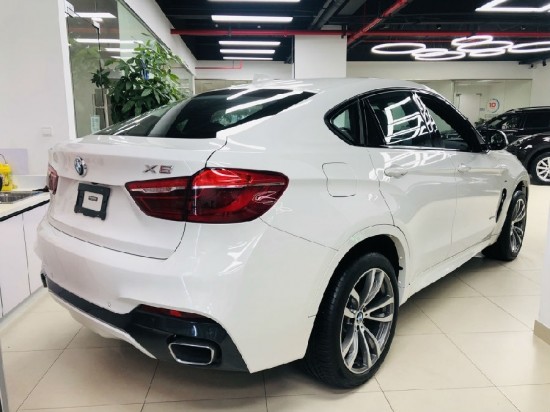 顶集19款宝马x6现车实拍报价低至58万售