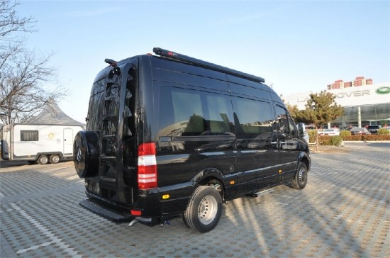 奔驰商务改装案例天津房车商务专业改装厂