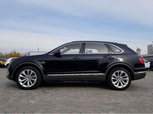 18款宾利添越成功人士的标配现车全国落户!