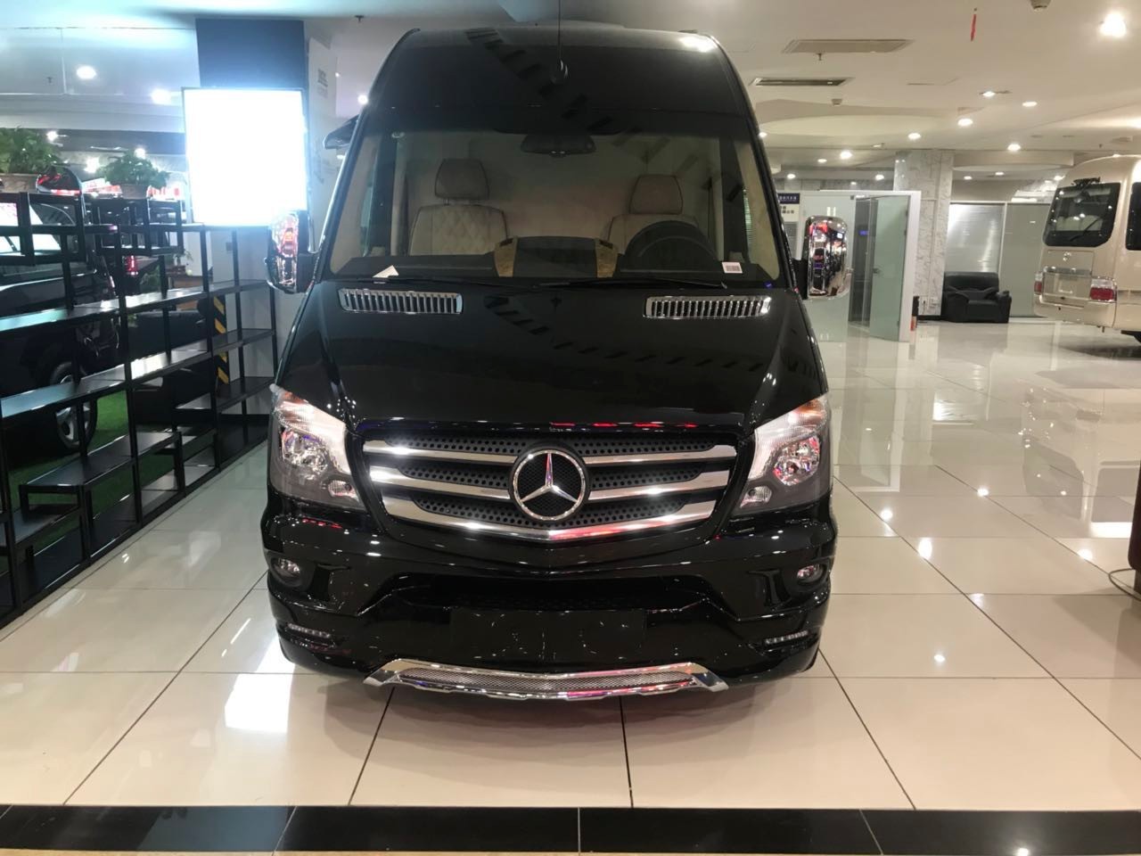 大型车 跑车 suv mpv 新能源 平行进口       2019款奔驰斯宾特改装