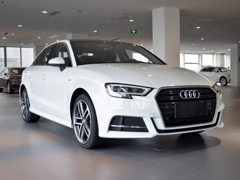 19款奥迪a3三厢价格多少钱团购促销限时优惠