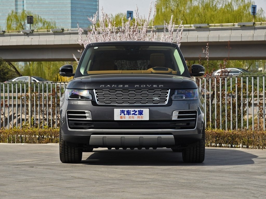 路虎揽胜行政售价 现车低价仅103.50万