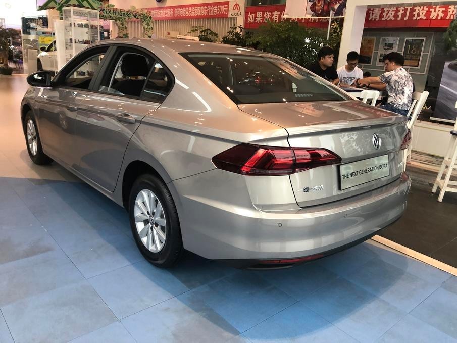 20款大众宝来最新报价宝来传奇落地价多少钱