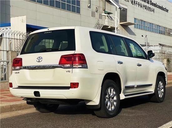 长沙超驰店回馈六一陆地巡洋舰4000销售价格