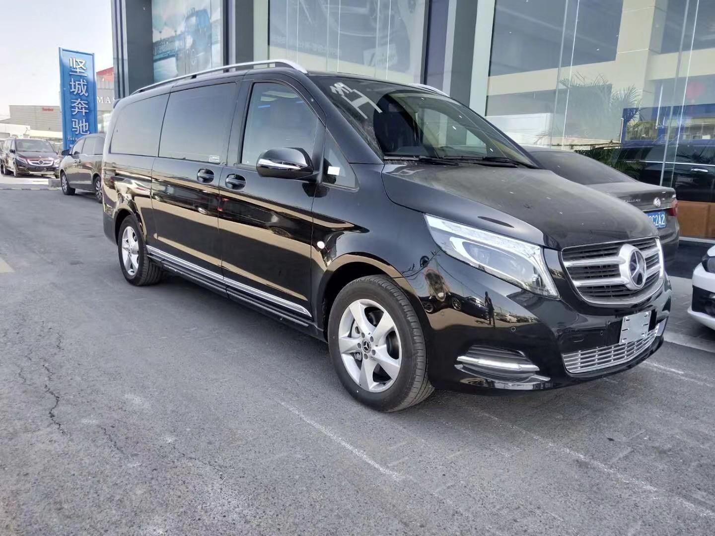 2020款奔驰威霆7座商务车新视觉新体验现车