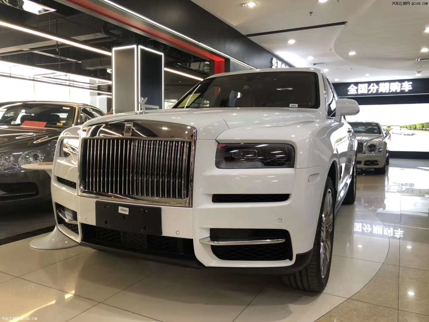 2020最新款劳斯莱斯库里南参数实拍图解