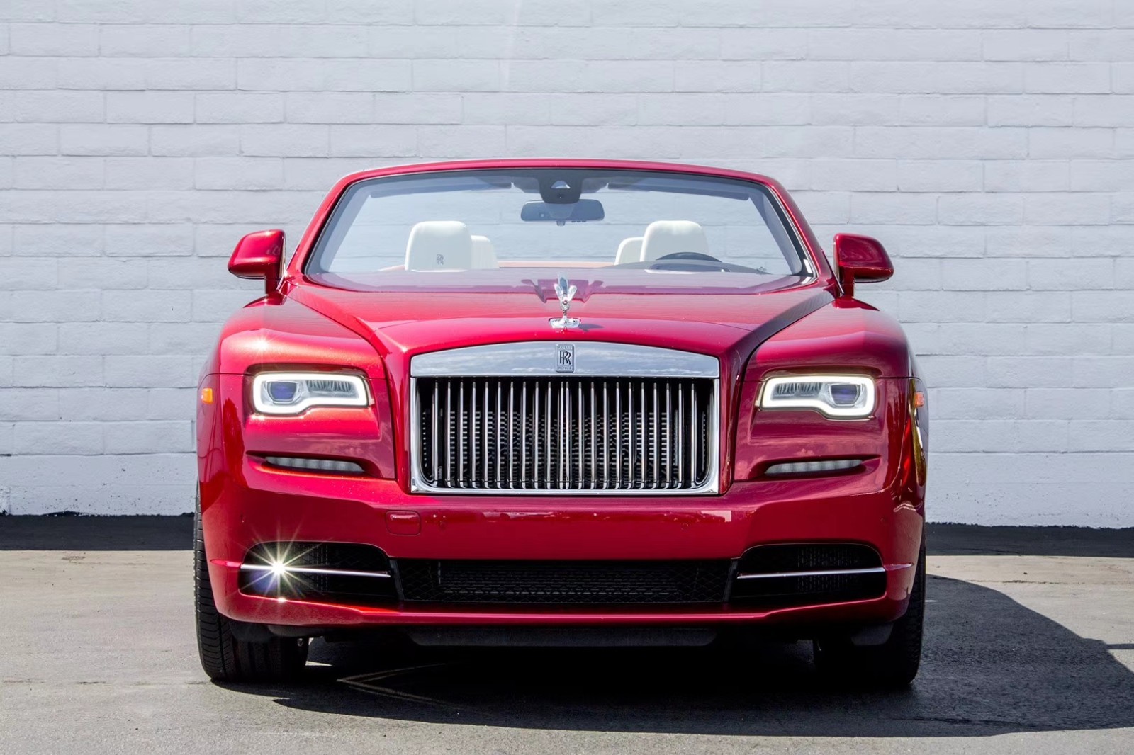 2020款劳斯莱斯耀影高贵气质谁能驾驭