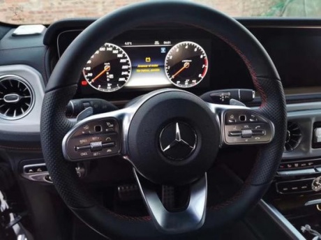 2020款奔驰g500起售价180w6月促销活动