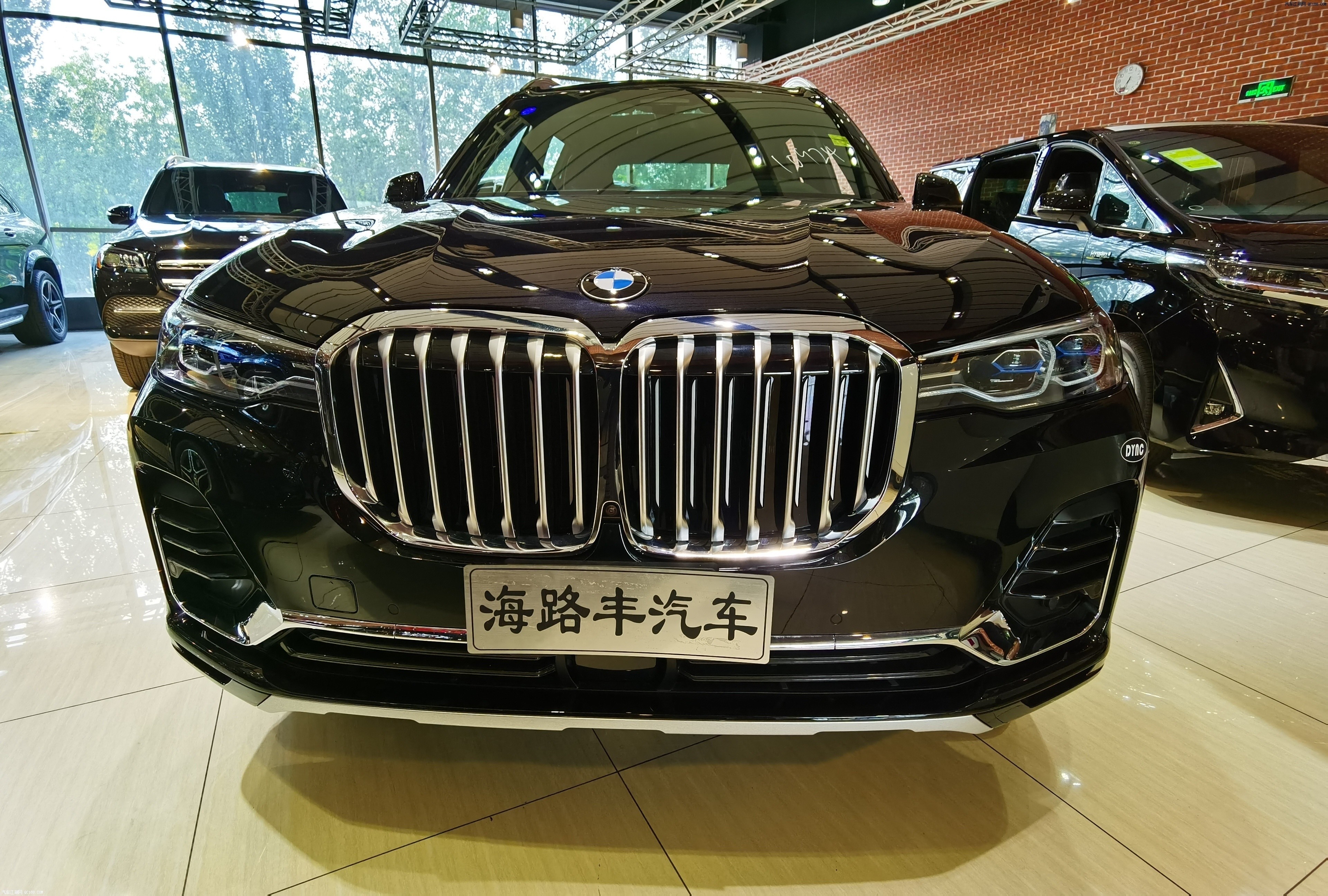 平行进口20款宝马x7美版新车试驾体验