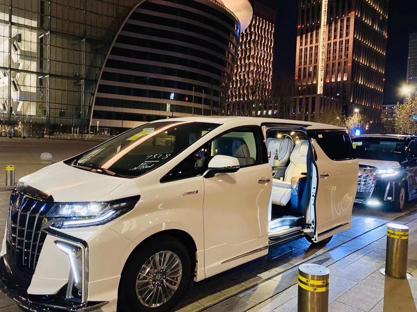 20款丰田埃尔法改装后豪华再升级