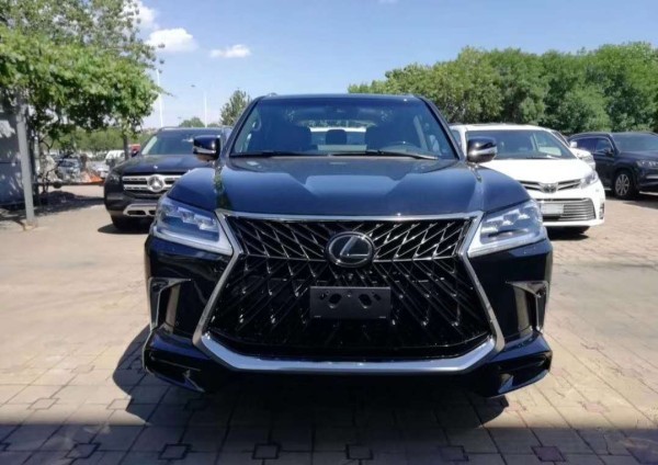 2020款雷克萨斯lx570运动版加版最新行情报价160万