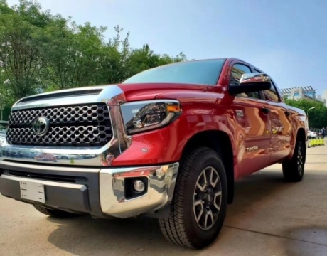 2020款丰田坦途加版 配置性能全面介绍 现车实拍