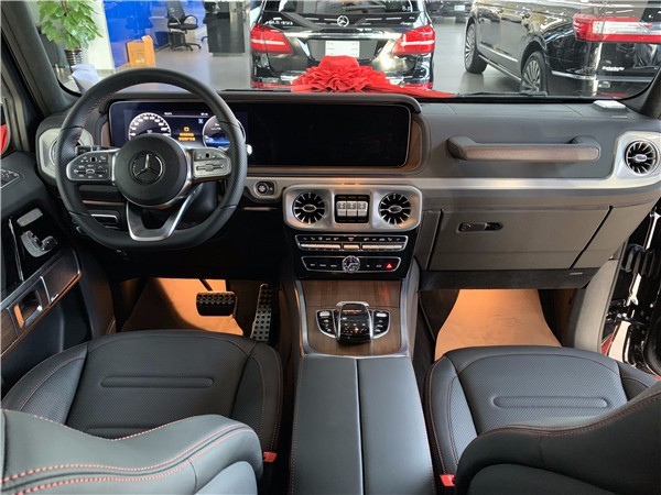 20款奔驰g500最新行情上牌落地需要多少