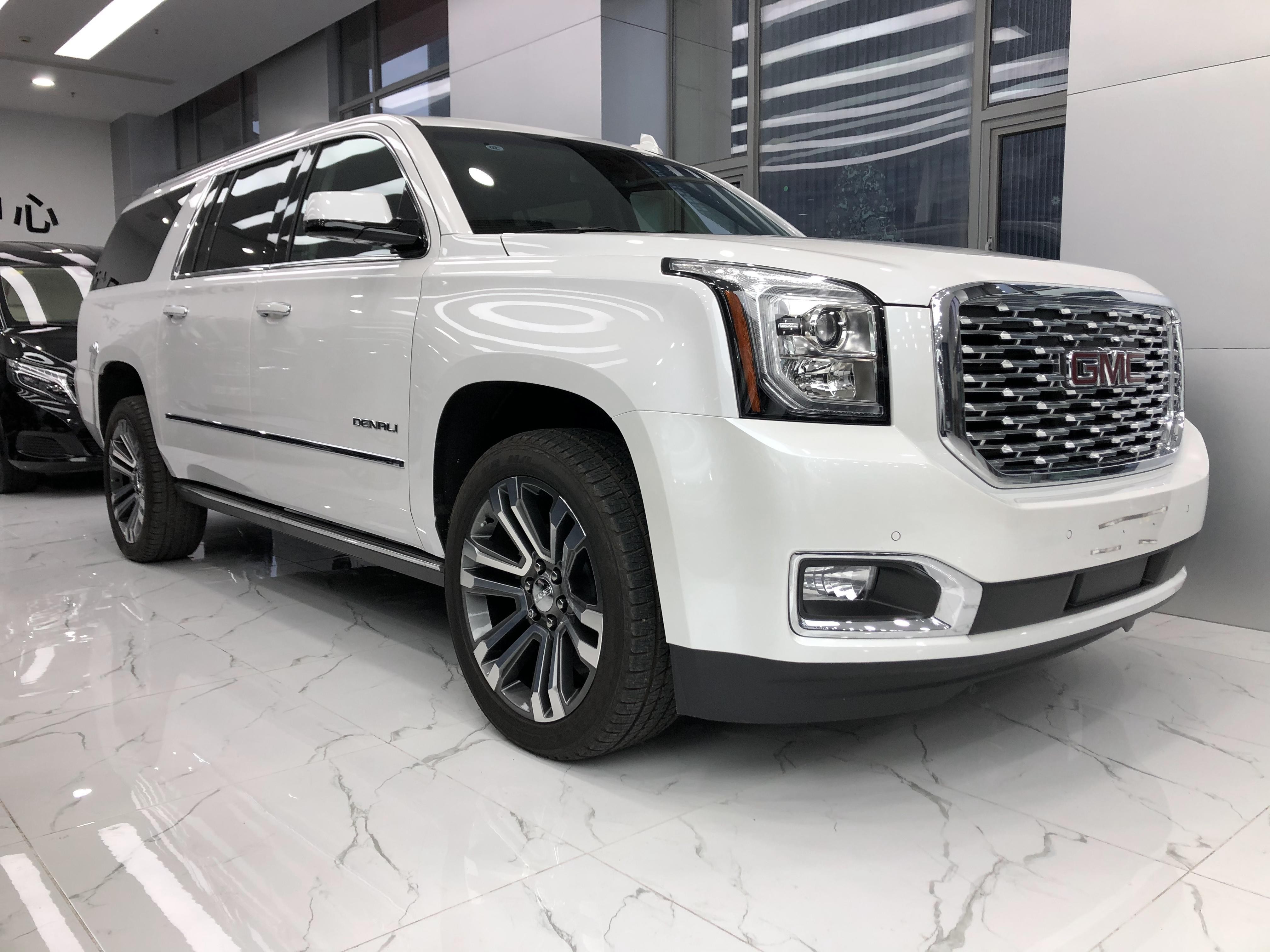 gmc育空超大空间的全尺寸豪华suv七座越野suv