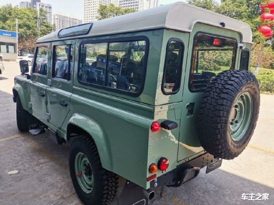 经典路虎卫士110传承版