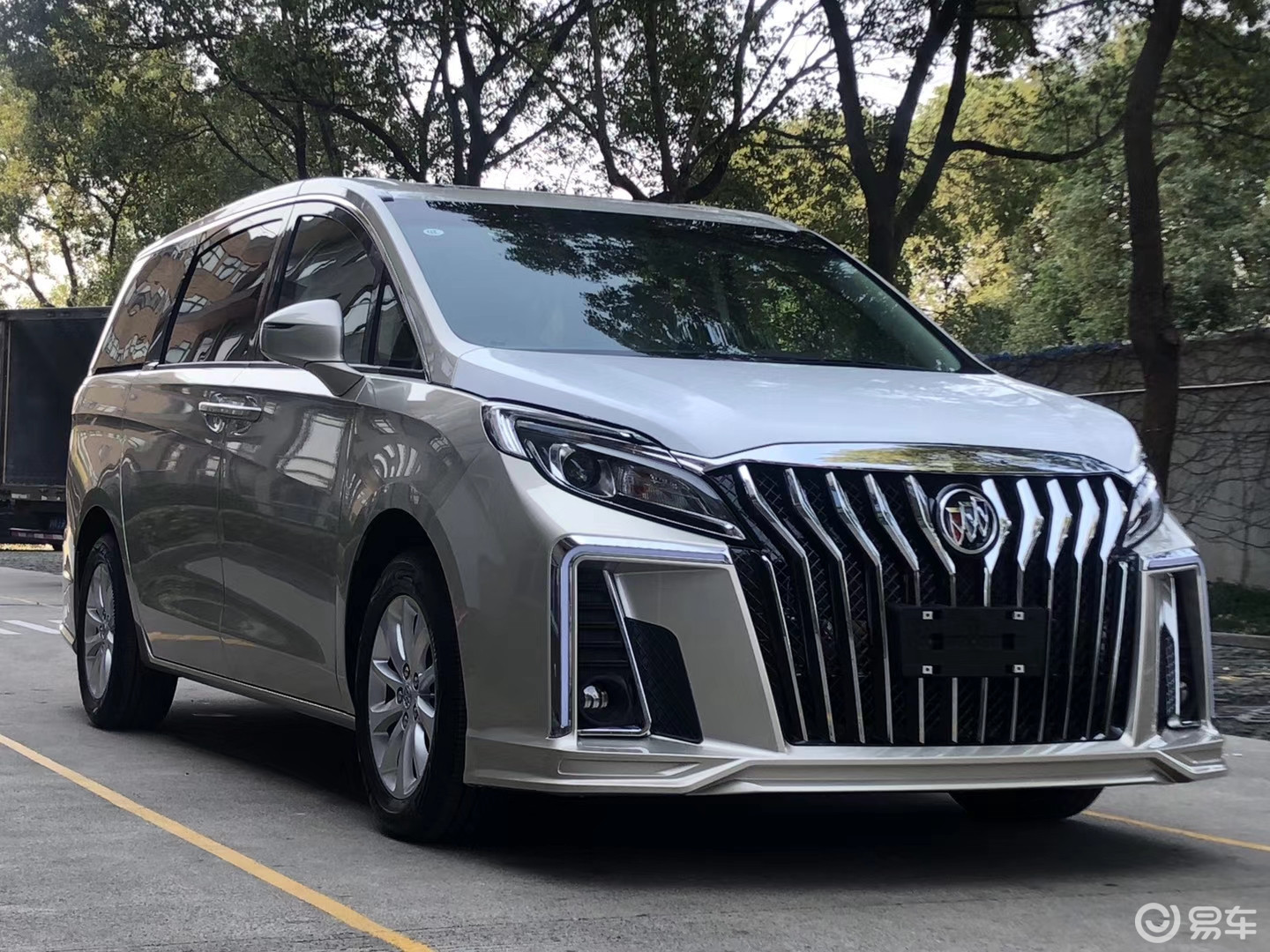 实惠商务车首选 2020款别克gl8雅典娜现车改装介绍