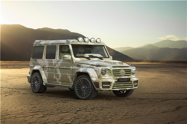 g63 amg sahara edition改裝版車型,此設計以大面積的沙漠迷彩塗料