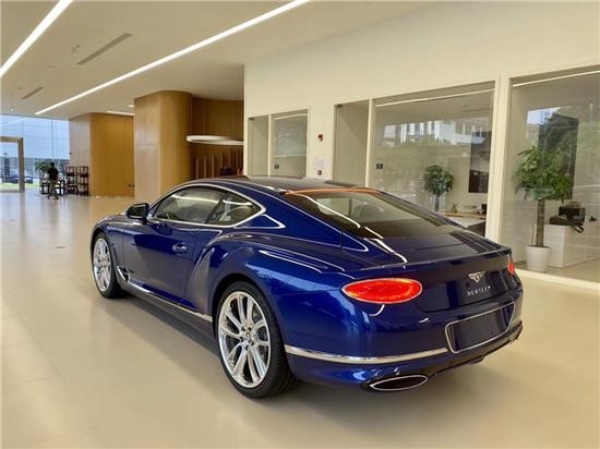 2020款宾利欧陆gt现车让利20万送豪华礼包