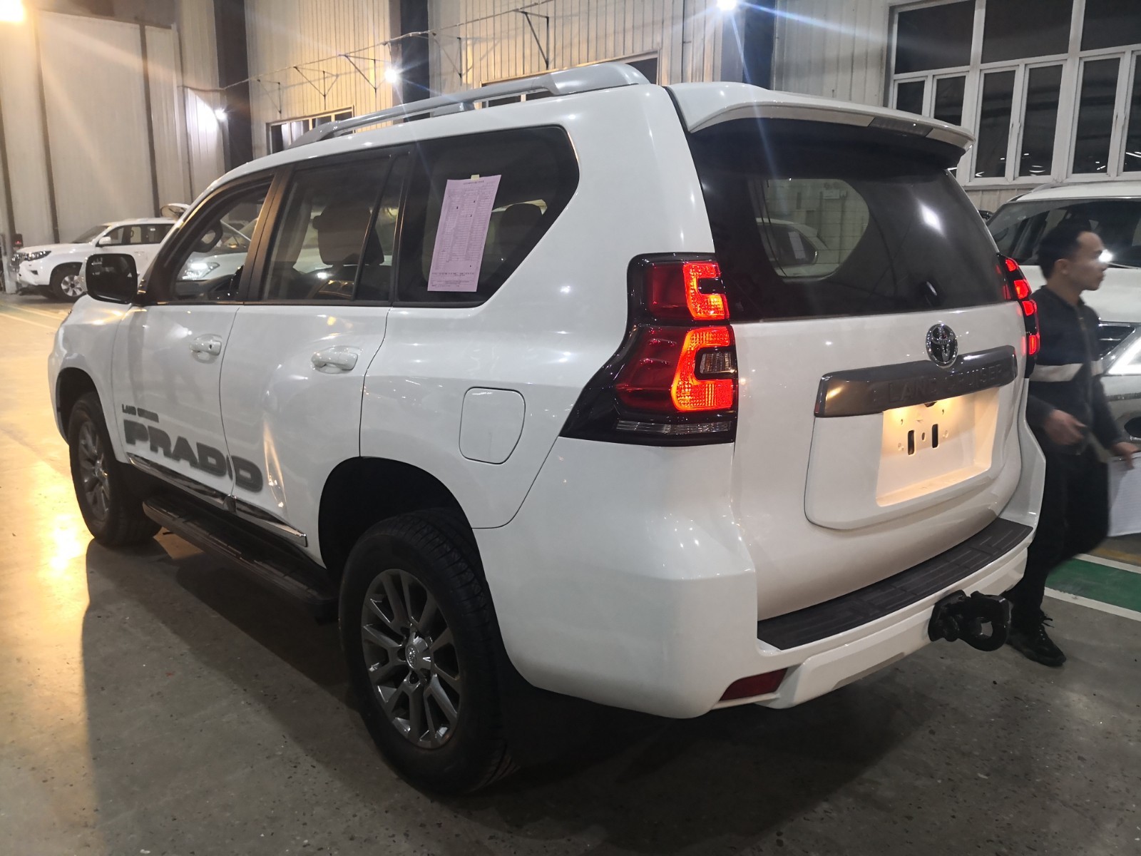 重庆平行进口霸道2800现车配置柴油