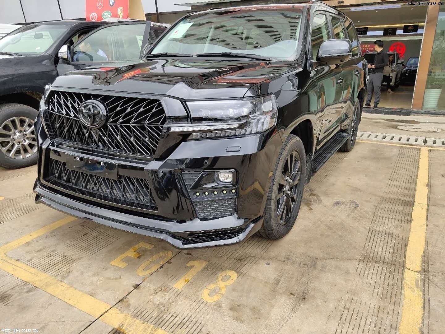 2020款丰田兰德酷路泽4500柴油版天津港升级云南昆明现车在售