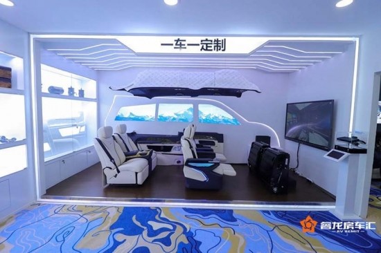 克蒂汽车广州国际车展报价 圣母峰凯旋新款商务车上市