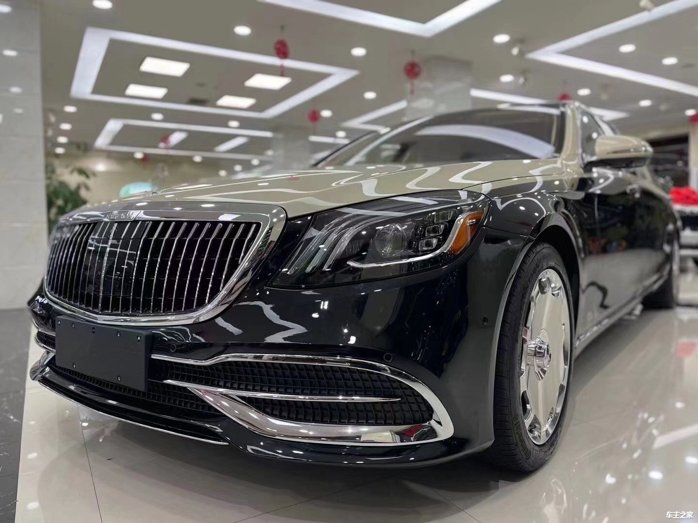 20款进口迈巴赫s560津港现车普尔曼优惠上牌