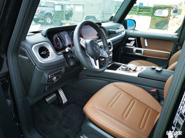 20款平行进口奔驰大g350柴油版天津港现车国六云南大理第一批提车