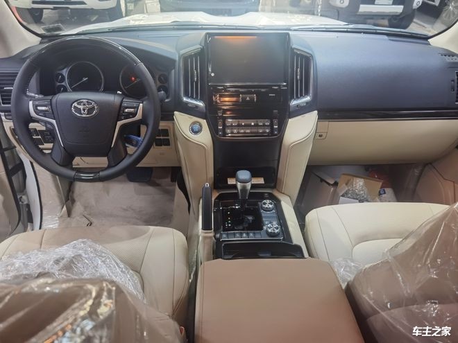 20款丰田酷路泽4600v8越野利器大八缸动力强