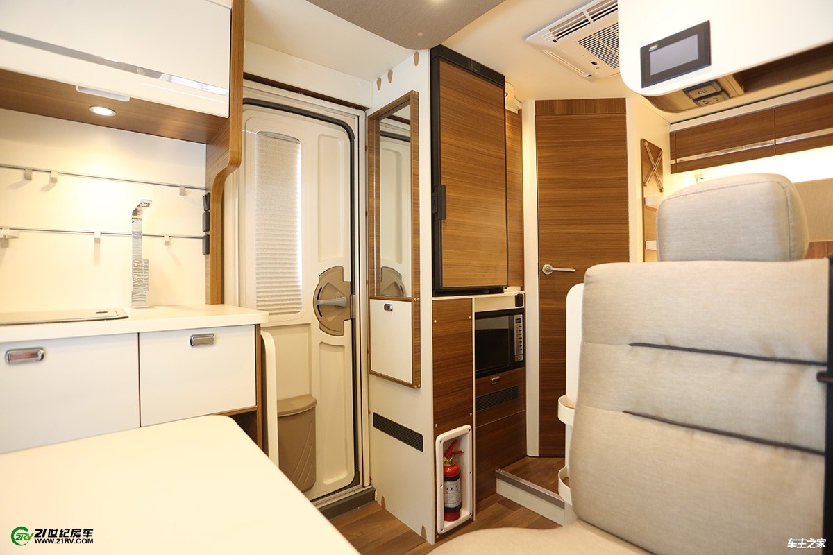 隆翠2号福特t型房车官方首发价398万元起售