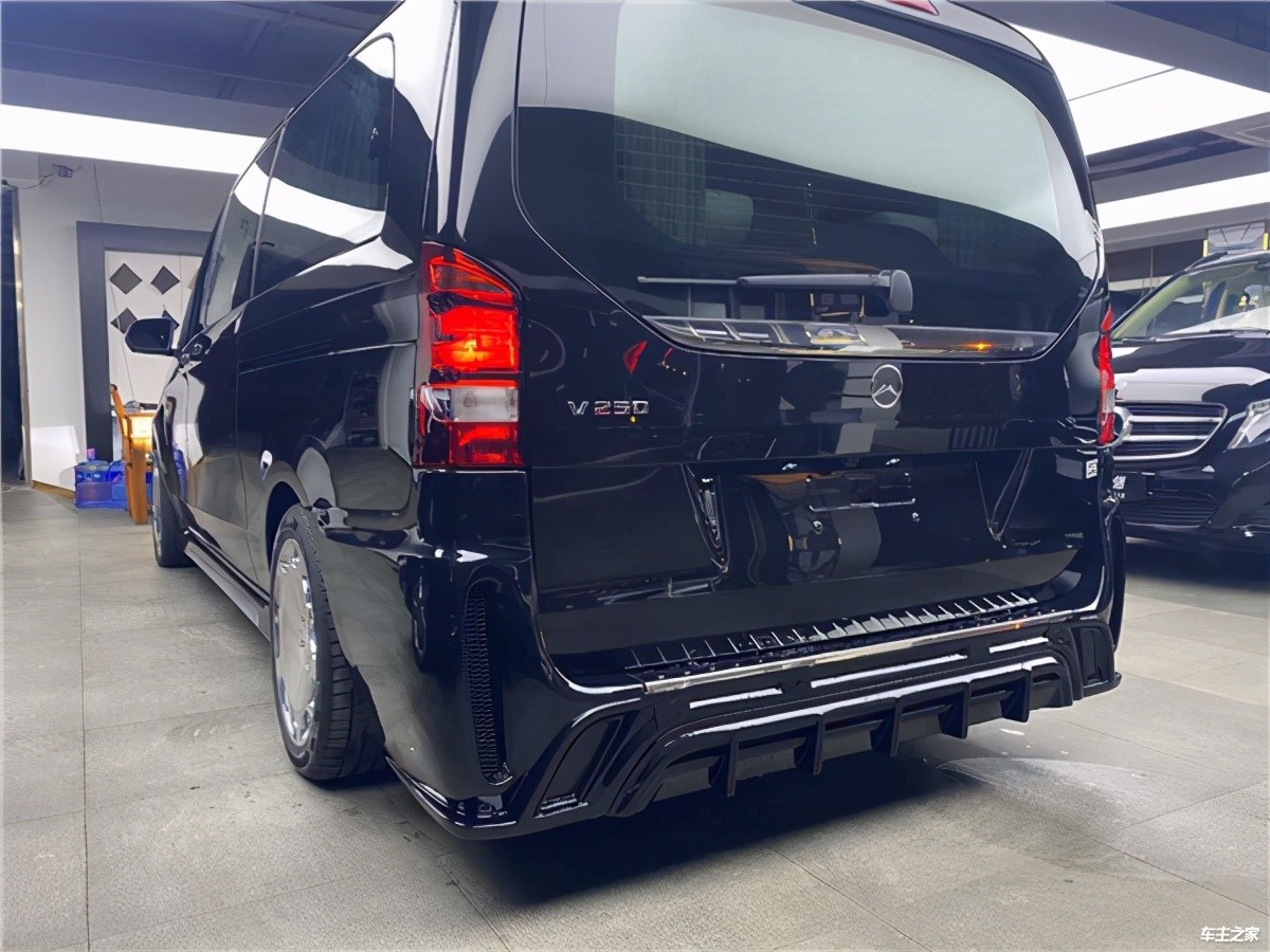 奔驰v级改装迈巴赫包围,这样的气质谁能受得了