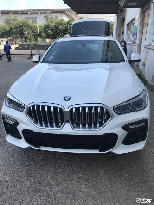 20款宝马x6国六现车预定云南大理第一批提车可分期送保养