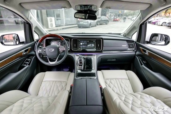 广汽传祺m8商务内饰私人定制改装案例图片天津港房车商务改装厂