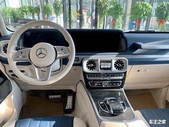 21款奔驰g500强悍大g福利国六到港
