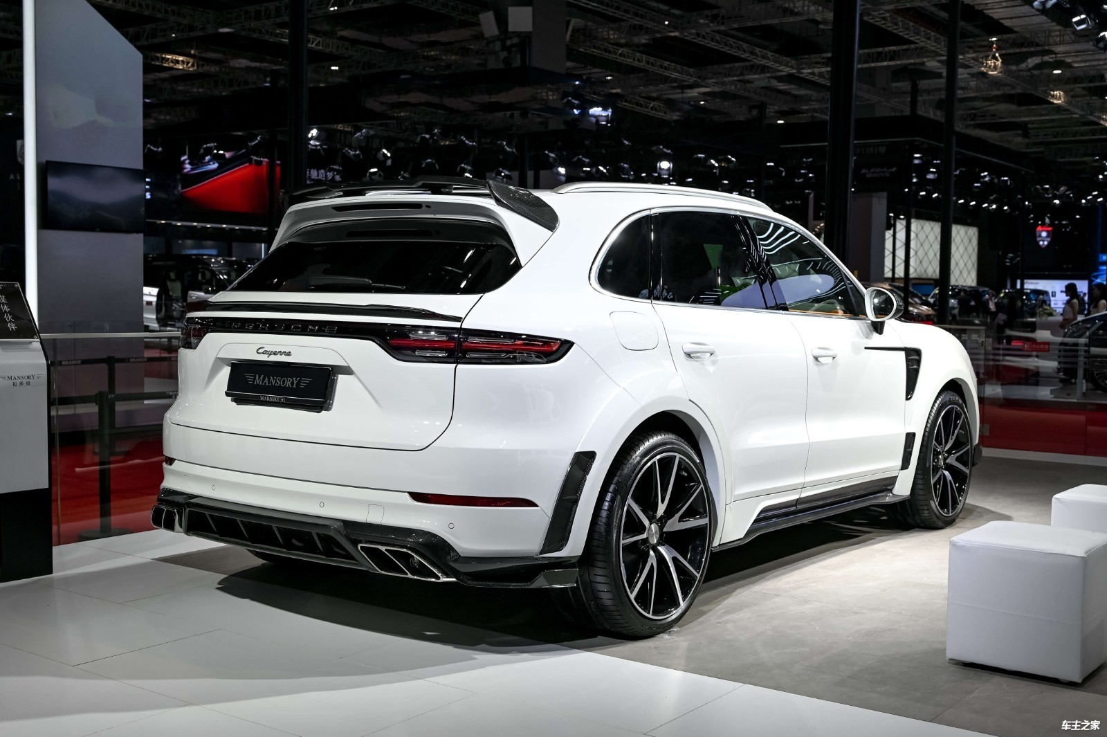 2021上海车展mansory迈莎锐卡宴售价1688万