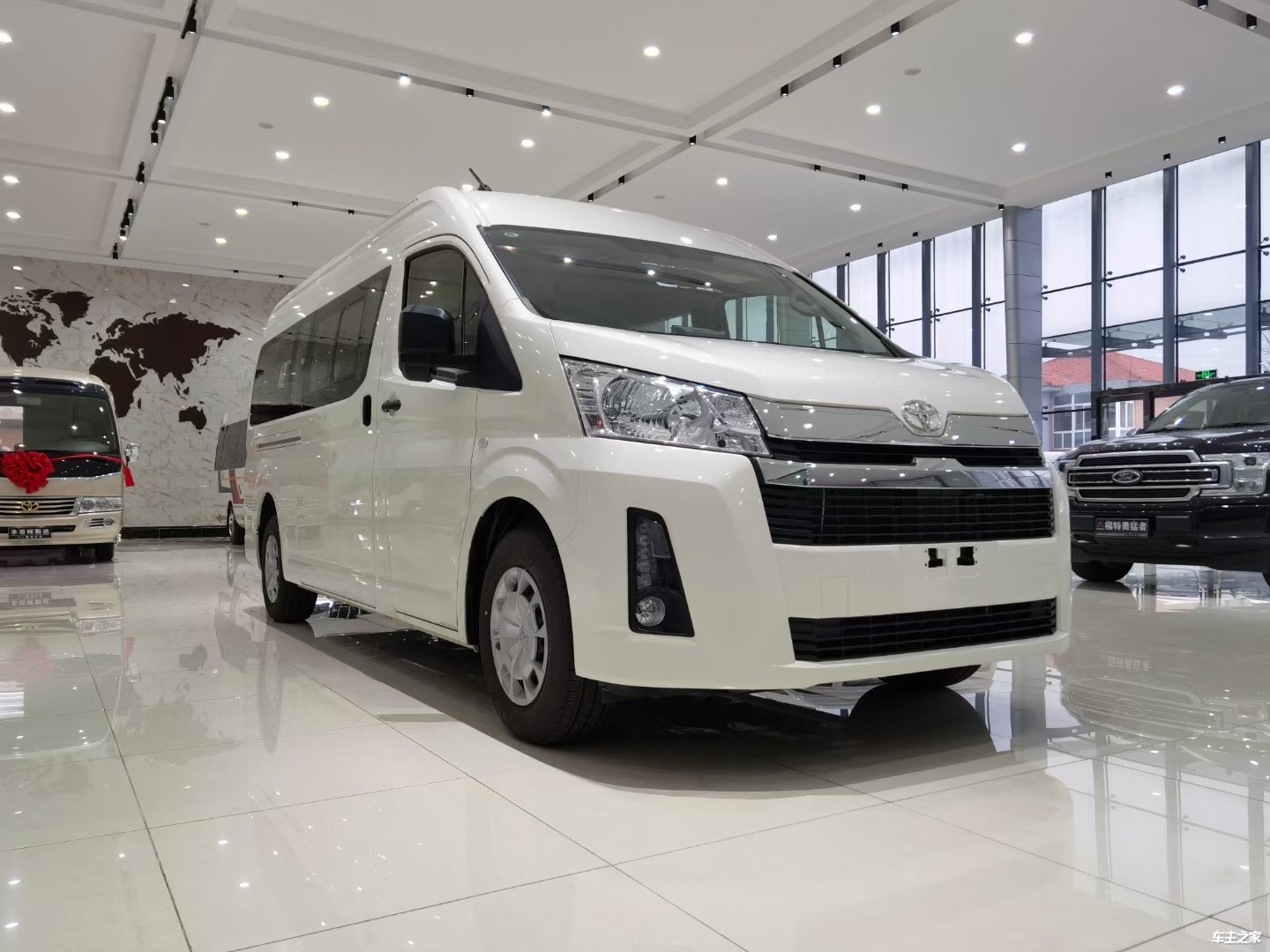 21款高端商务丰田海狮天津港现车