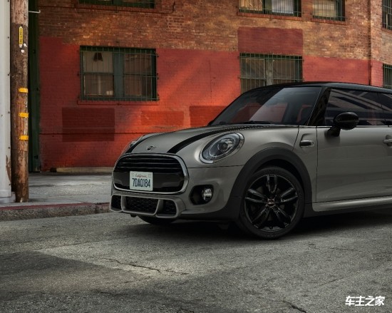 宁波宝恒mini每天暴晒伤漆又掉色