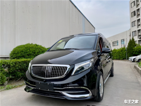 迈巴赫版v260l昆明展厅现车