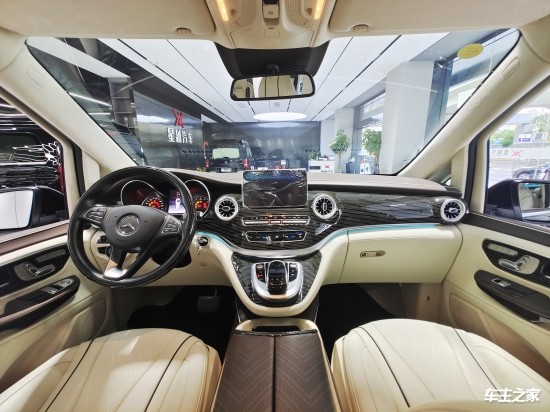 奔驰银河满天星v260l过目不忘的精致和美好