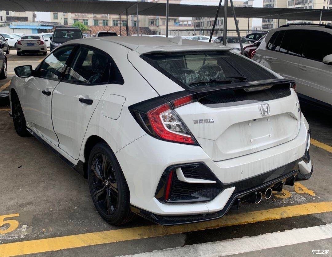 22款思域价格裸车最高优惠4万团购价售全国