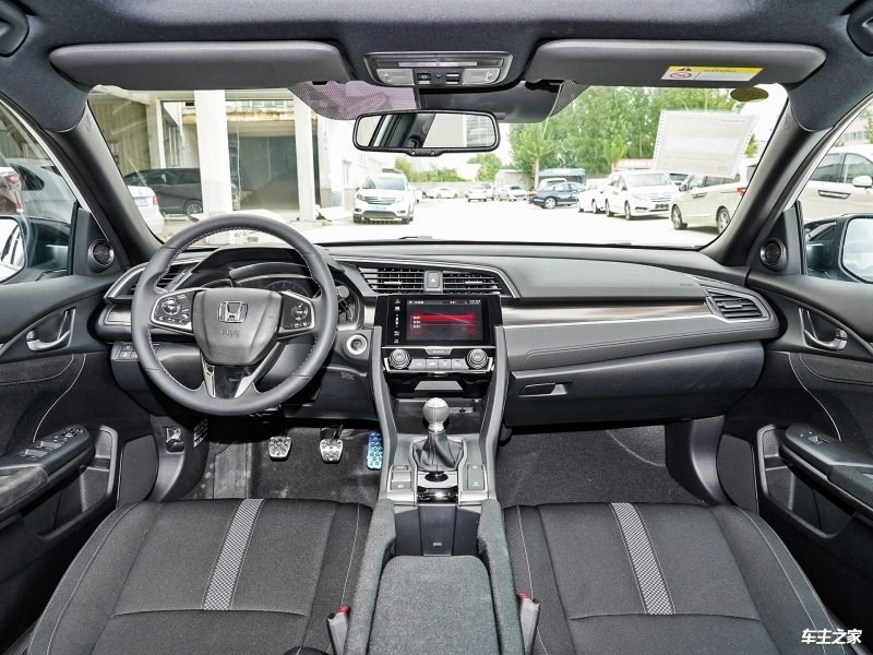 22款思域价格裸车最高优惠4万团购价售全国