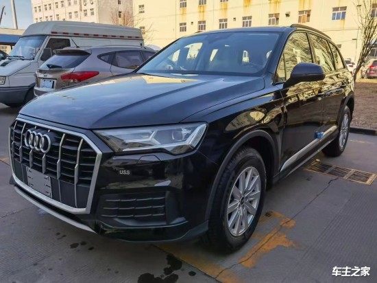21款奥迪q7现车配置齐全最低价格57万起售